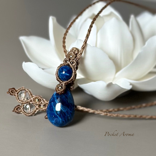 『清蒼』クリソコラとハックマナイトのマクラメペンダントネックレス 楽天市場】クリソコラマラカイト マクラメペンダント 天然石