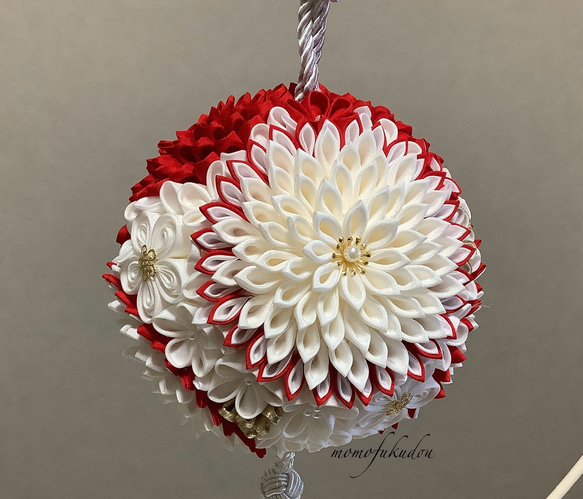 つまみ細工ボールブーケ 