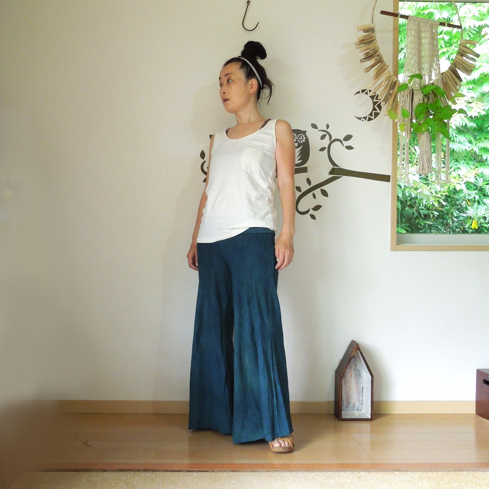 【再入荷】asana ヘンプコットン 厚手 フレアーパンツ●草木染めマンゴーインディゴ