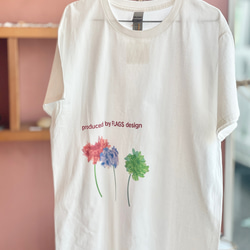 FLAGS Tシャツ「Emi flowers」父の日 母の日　誕生日プレゼント・ギフト パラアート 1枚目の画像