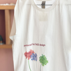 FLAGS Tシャツ「Emi flowers」父の日 母の日　誕生日プレゼント・ギフト パラアート 2枚目の画像