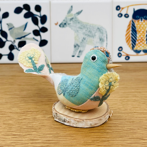︎︎◌現品限り︎︎◌⚮̈﻿ミナペルホネンハンドメイド⚮̈﻿お座り小鳥の