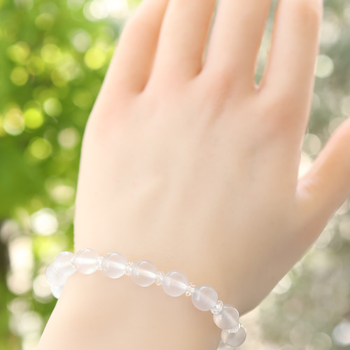 【桃ちゃん様に専用ページ】ウラル山脈産　アイスクォーツのブレスレット❣️❣️ 桃ちゃん様に専用ページ】ウラル山脈産 アイスクォーツの