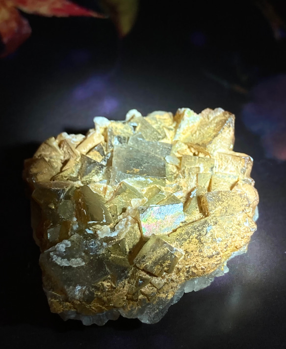 希少✨ ゴールデン レインボー フローライト パキスタン産　原石　ラフストーン 7枚目の画像