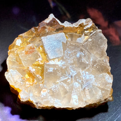 希少✨ ゴールデン レインボー フローライト パキスタン産　原石　ラフストーン 3枚目の画像