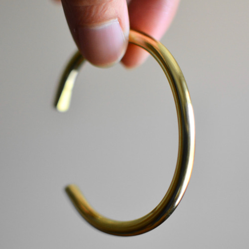 育てるバングルφ5㎜ 極太｜真鍮 ゴールド ブラス 太め シンプル