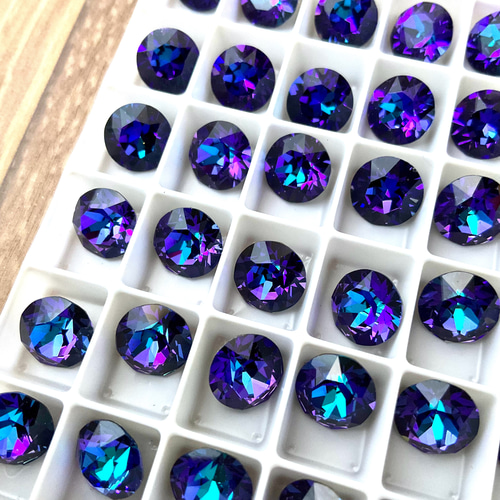 Swarovski Crystal Heliotrope | HARMAN