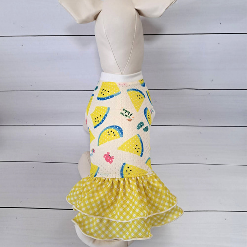 犬服ハンドメイド　メッシュスイカタンク 犬服 お腹メッシュ イエロースイカ柄タンクトップ 夏服 ペット服