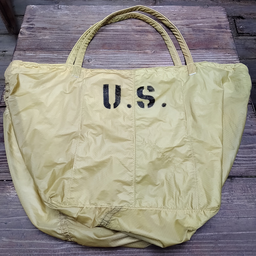 US.ARMY 80s ヴィンテージ 米軍 パラシュート生地 Large US.ARMY 80s ヴィンテージ 米軍 パラシュート生地 Large