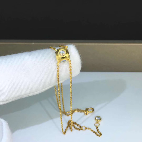 newデザイン】1カラット モアサナイト ブレスレット K18YG 