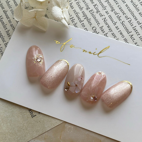 花ネイルチップ shell flower×beige magnet nail ネイルチップ（つけ爪） ufu-nail