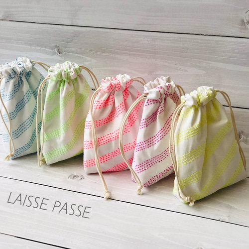 Brooch付き巾着バッグ/Pastel Stripe - Shopping - Sophie et
