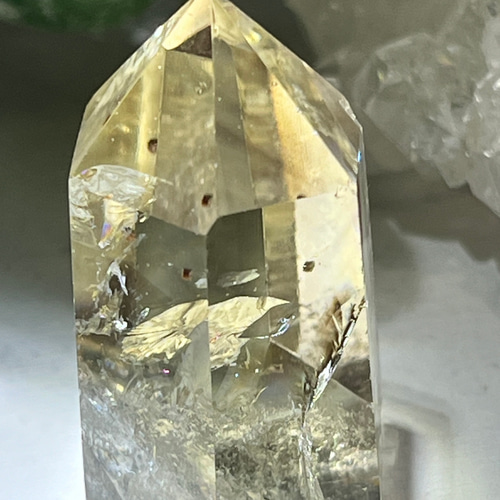 財を呼び込む✨　龍脈水晶　非加熱　シトリン　黄水晶　クォーツ ポイント　原石 楽天市場】シトリン 非加熱 ポリッシュ ポイント 虹入り 六角柱