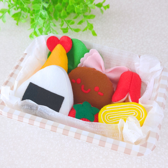 やわらかフェルトのピクニックお弁当セット＊フェルトままごと