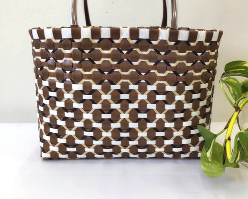 ppバンド、かごバッグ プラカゴ お出かけに！焦げ茶をベース！ かご