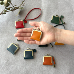 がま口 ジュエリーケース ミニ 革 栃木レザー アクセサリー  ちびがま口 浪曼派のがま口 イニシャル 6枚目の画像