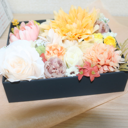 送料無料】お花のお弁当/アーティフィシャルフラワーアレンジメント