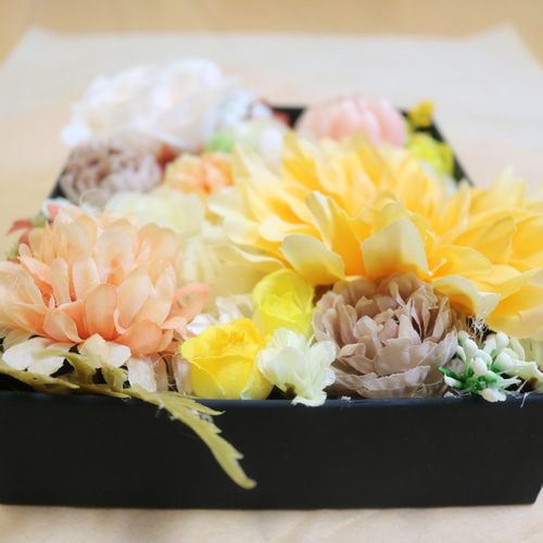 送料無料】お花のお弁当/アーティフィシャルフラワーアレンジメント