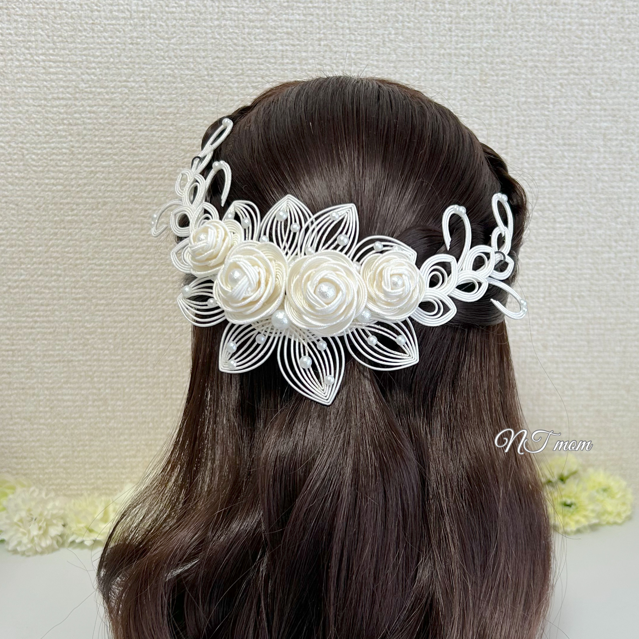 結婚式成人式卒業式・水引髪飾り・四つ薔薇・ホワイト 6,364円