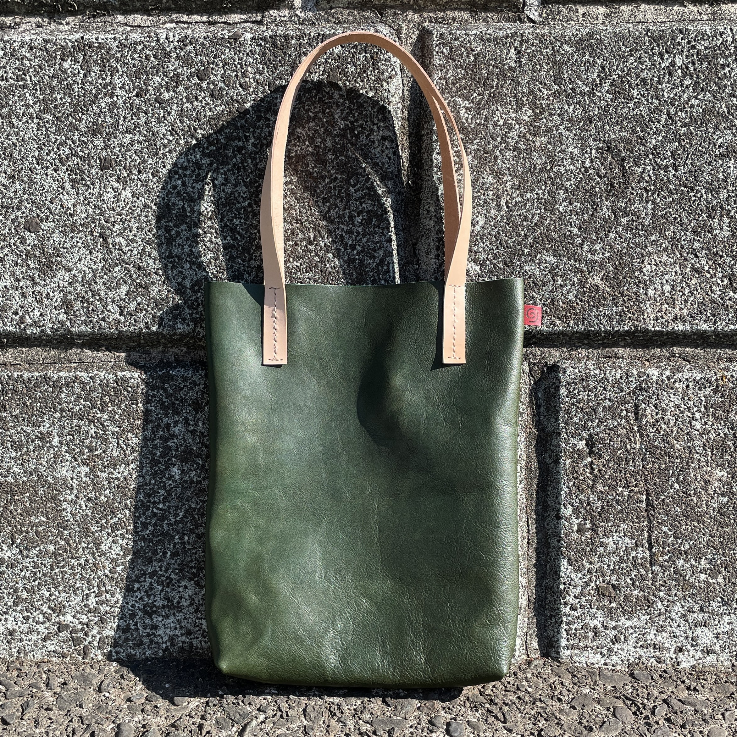 【kululu】本革  A4が入るシンプルトート <グリーン>