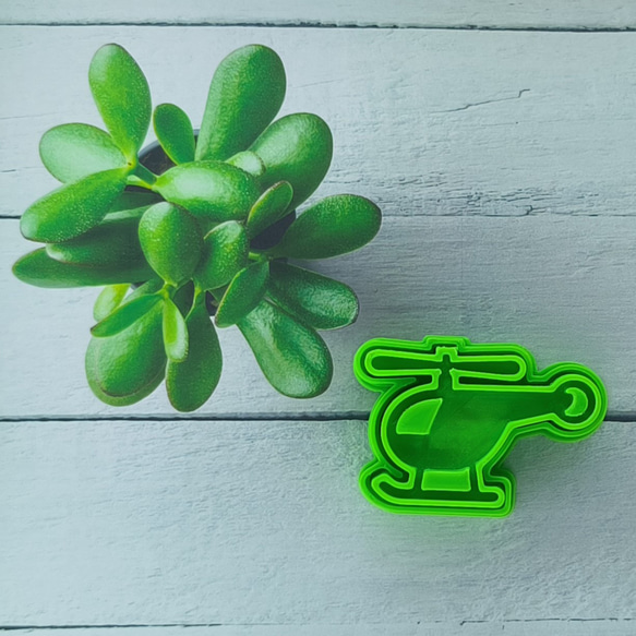 A011-99 ヘリコプター (内型･外型セット) 1枚目の画像