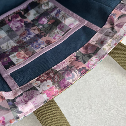 ✿リバティ✕パッチワーク✿　グレー＆ベージュ　古風で上品なバッグ ✿リバティ✕パッチワーク✿ グレー＆ベージュ 古風で上品なバッグ