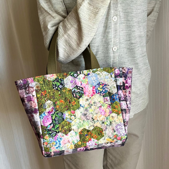 ✿リバティ✕アップリケ✕パッチワーク✿　両面ブルーにこだわったトートバッグ 夏のセール開催》2点セットくったりトート♡和柄パッチワーク