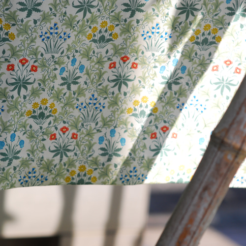 カフェカーテン☆綿100％オックス生地☆ビクトリア＆アルバート