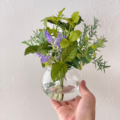 本物みたい♪ミントハーブとローズマリーの癒しの空間を【お手入れ不要