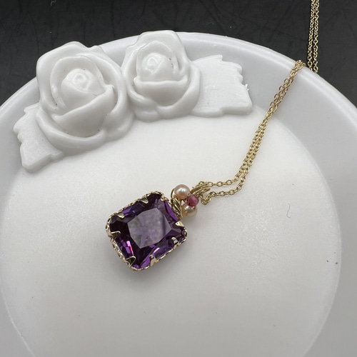 合成カラーチェンジサファイア(バイオレットサファイア) 本真珠ルビー