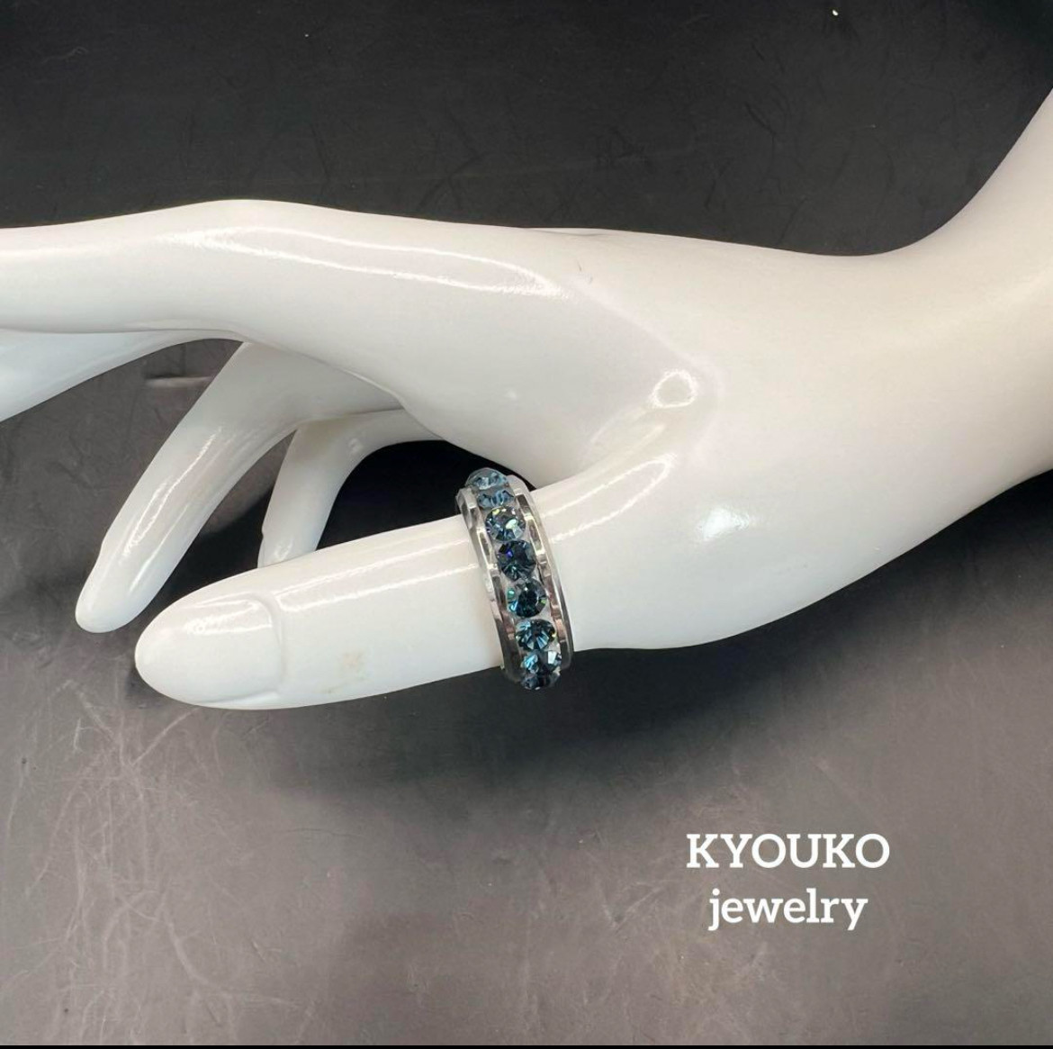 オニキス 美品 スワロフスキー 14号 リング ドロップ 55 指輪 PONY