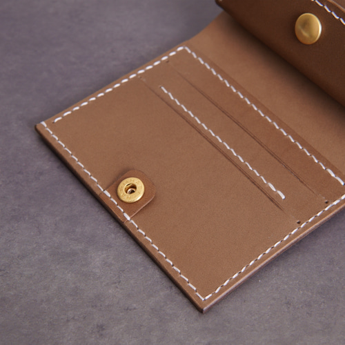 お札ぴったり 二つ折り財布 二つ折り財布 レザークラフト MUCU 通販