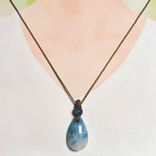 青琉』大きなヘマタイトインアクアマリンのマクラメペンダント