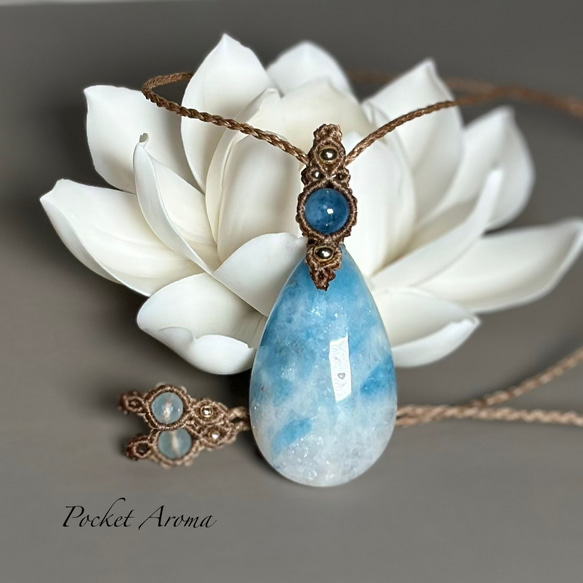 『黄朝綺』ヘマタイトインタイチンルチルのマクラメペンダントネックレス 黄朝綺』ヘマタイトインタイチンルチルのマクラメペンダント