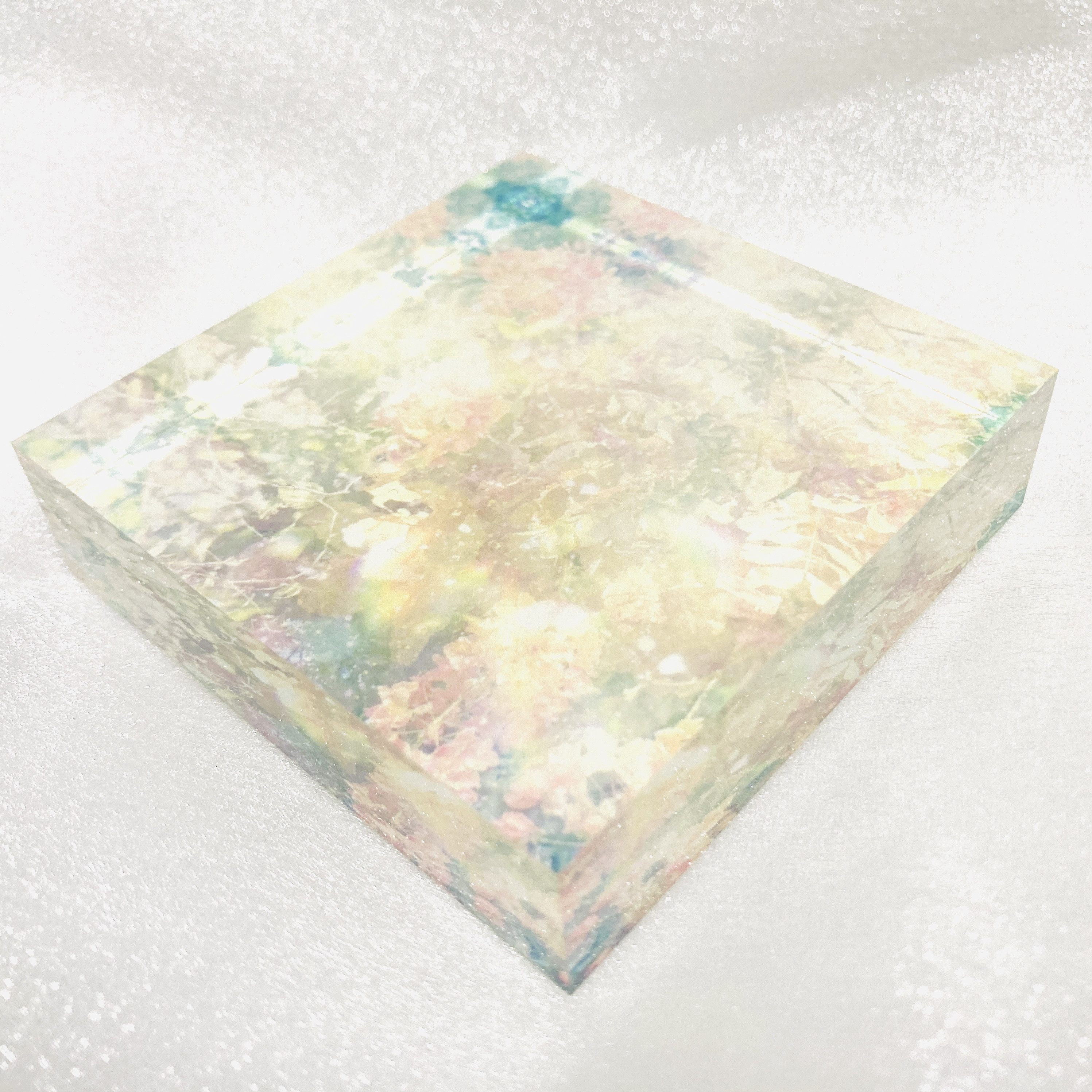 【限定8個】『Lino』/ フォトアクリルキューブ (8×8cm、厚み2cm)