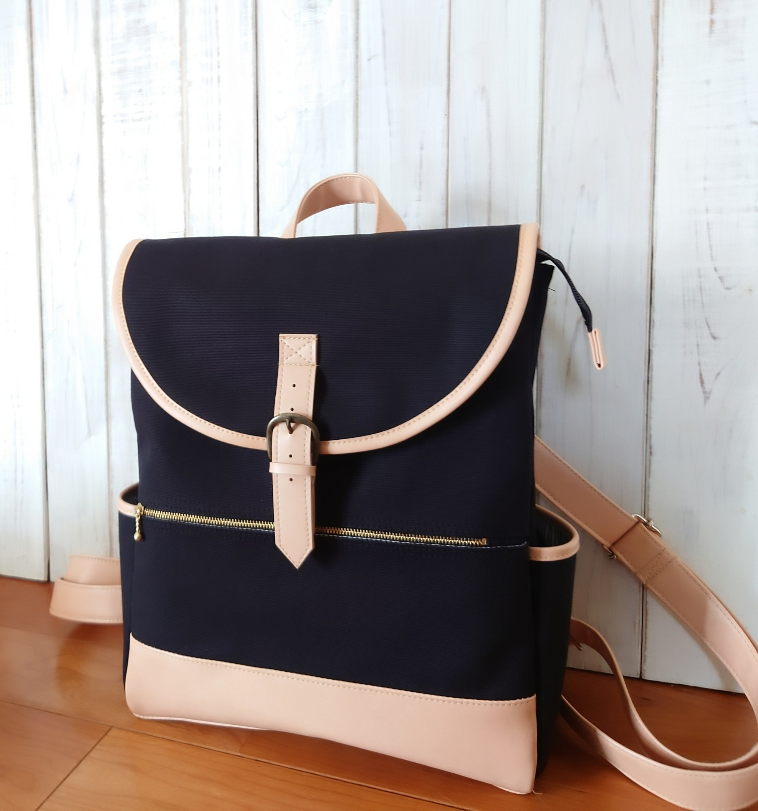 A4ファイル対応8号黒帆布とベージュ合皮の四角いリュック＋バックF-2（ふた付き）（3way）