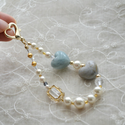 ぷっくりハートやパールのミニハンドストラップ--russian blue--スマホ