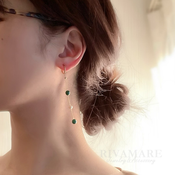 華麗な孔雀色マラカイトグリーン 高品質マラカイト ラウンド 淡水バロックパール ロングピアス イヤリング変更可