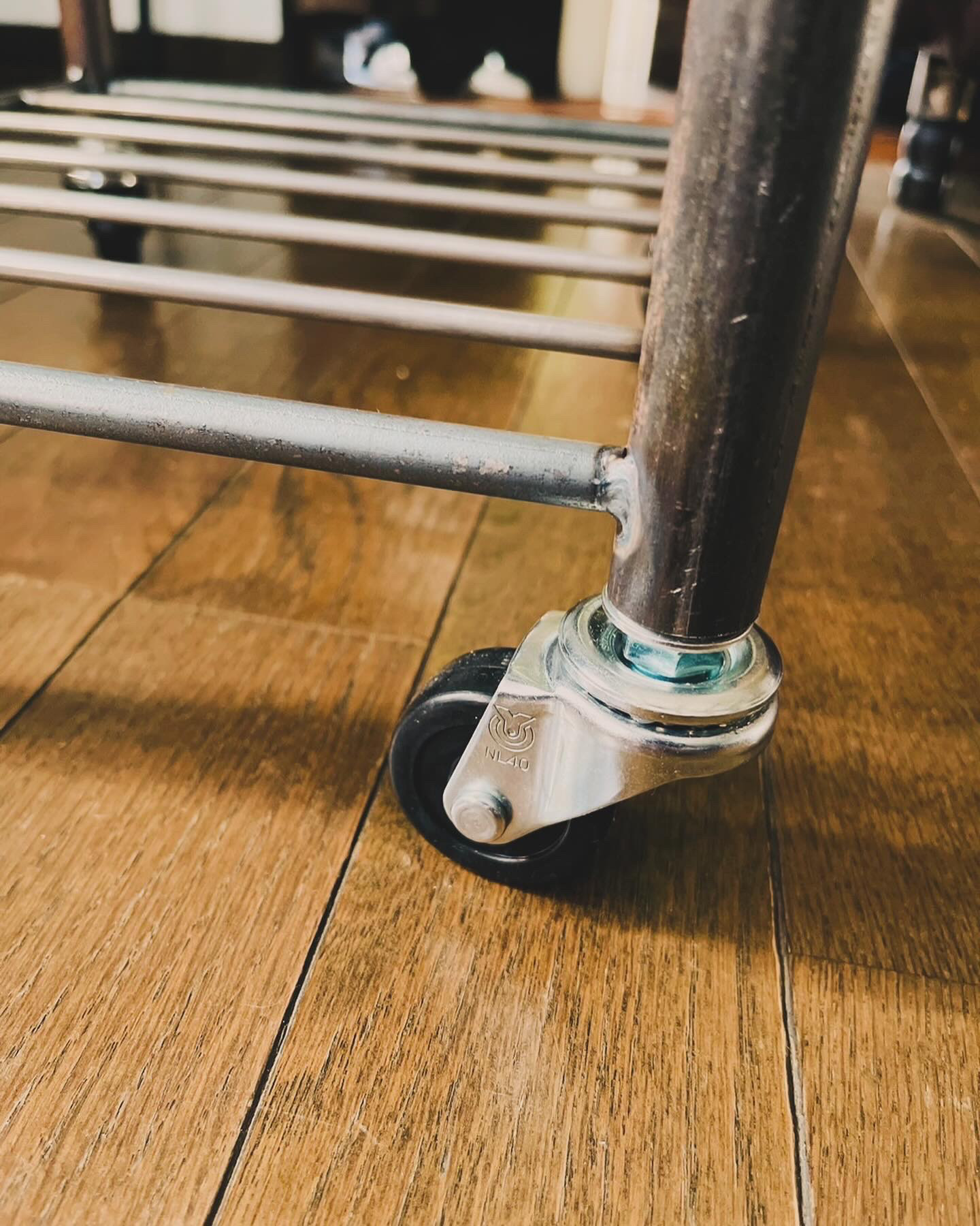 アイアン6段シェルフ　シューズラック　オーダーメイド　ハンドメイド　男前家具　アイアン家具　インダストリアル　無垢材