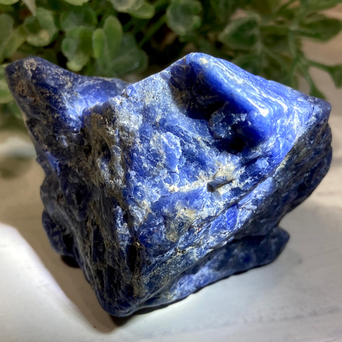 罪悪感からの解放】ソーダライト 原石 ラフストーン 天然石 東洋占星術