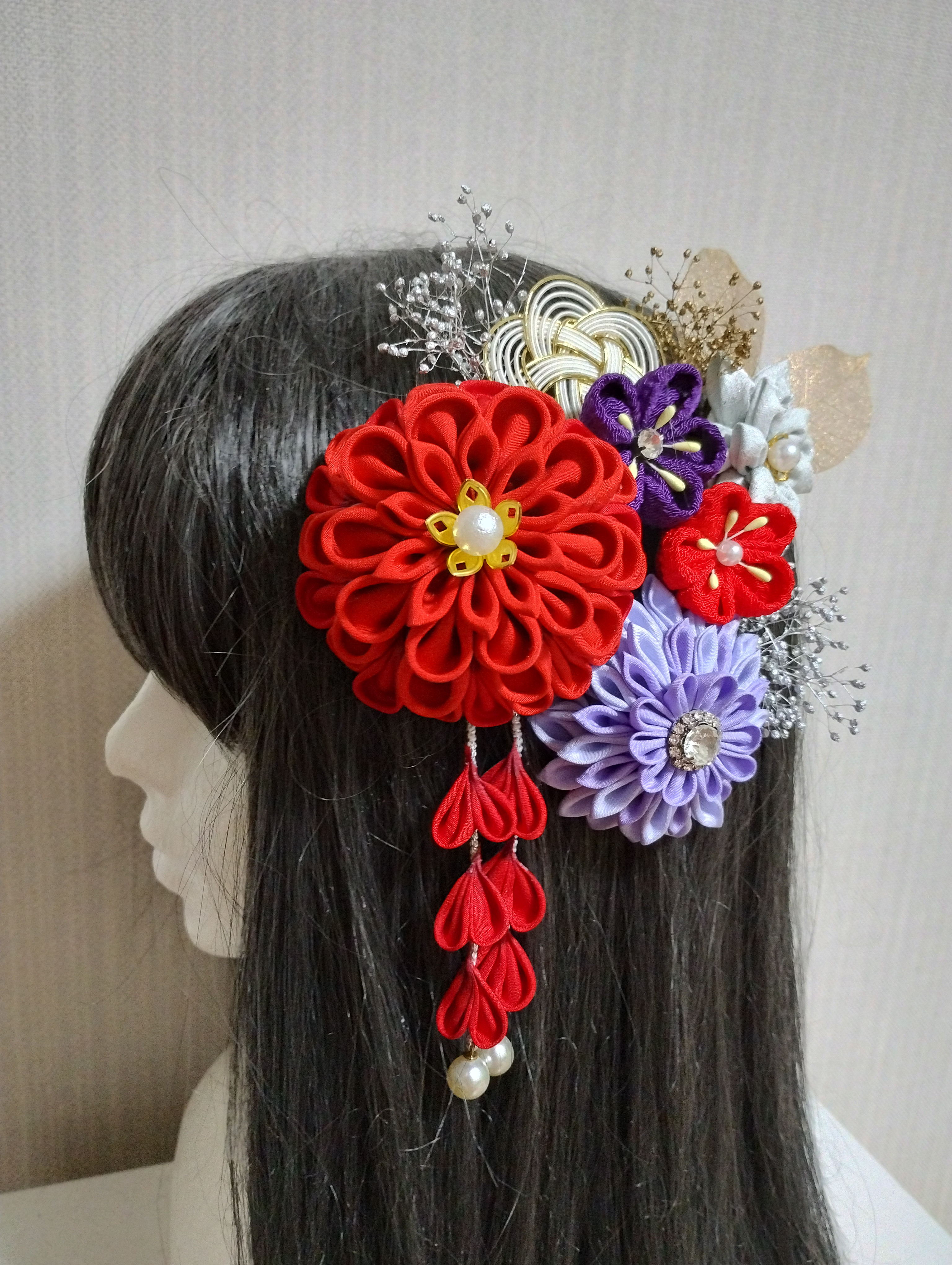 髪飾り　髪飾り赤　髪飾り紫　成人式髪飾り　卒業式髪飾り　七五三髪飾り　つまみ細工髪飾り　袴髪飾り