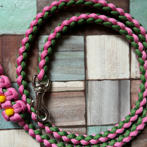 パラコード お花付きカフェリード（小型犬〜中型犬） リード・首輪