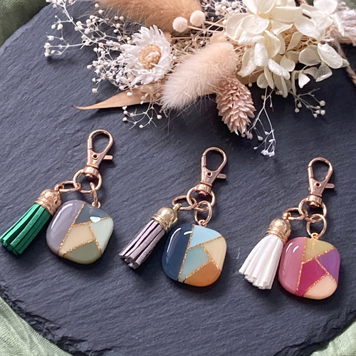 NO 340 レジンヘアゴムブローチハンドメイド猫ちゃん レジン