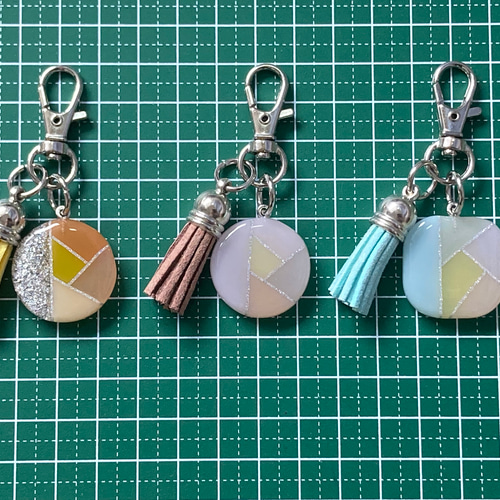 レジン ハンドメイド 幾何学模様 カラフル 多色 ゴールド シルバー