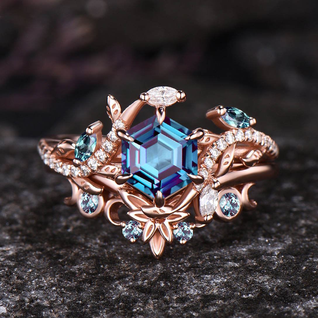 まめちゃんの母ページ　希少石　アレキサンドライトリング