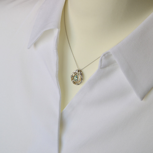 パライバトルマリン 火の鳥の卵 イエローゴールド、プラチナ