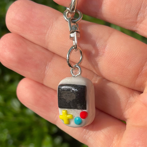 レトロゲーム風キーホルダー☆グレー キーホルダー クラフト