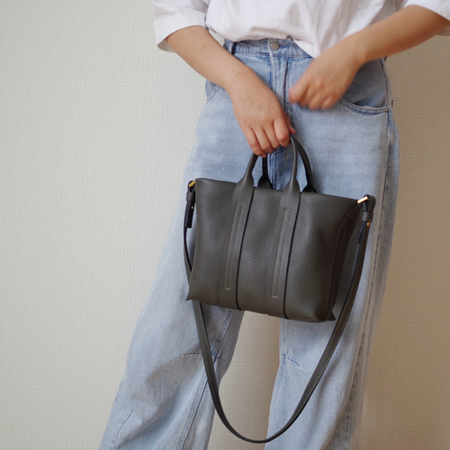 仕切りファスナー付き2wayトートバッグ トートバッグ Hazuki