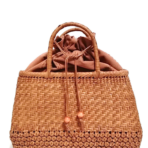 山葡萄バッグ台形高級極細七段花結び かごバッグ 山葡萄バッグ魅力  