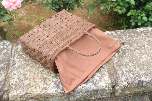 Lサイズ 山葡萄 蔓 かごバック かご 籠 巾着 網代編み 職人の手作り かご Y1606186158(12285円)